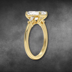 Anillo de diamantes cultivados en laboratorio, oro amarillo de 14 quilates y 18 quilates, corte esmeralda, anillo de tres piedras con diamantes baguette cónicos para damas, joyería fina. - Product Image 2