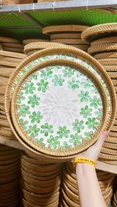 Artisanat de haute qualité plateau de service en rotin naturel plateau artisanal en incrustation de nacre respectueux de l'environnement - Product Image 2