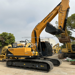 Excavatrice d'occasion Hyundai 220LC-9, 22 tonnes de chenille hydraulique d'occasion. Excavateur d'occasion de marque originale de Corée du Sud - Product Image 4