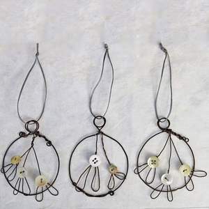 Adorno Navideño de Hierro Forjado Hecho a Mano de Alta Calidad, Acabado Verde para Decoración Navideña del Árbol de Navidad - Product Image 5