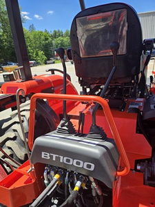 Tractor Kubota L47 con Retroexcavadora, 47HP, 4WD, Diésel, TLB, Equipo de Construcción Compacto en Venta - Product Image 4