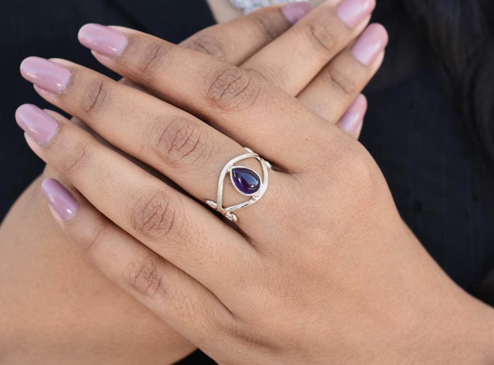 เช่นเดียวกับภาพ