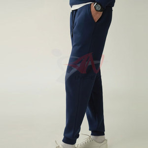Pantalons de survêtement pour hommes, coupe ajustée, avec coutures durables et matière confortable pour les activités de plein air - Product Image 2