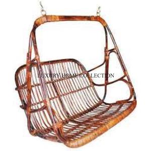 Balançoires en rotin extérieur de qualité supérieure avec sièges en peluche et construction robuste conçue pour une durabilité en toutes saisons - Product Image 2