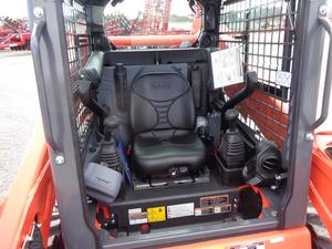 2025 Kubota SSV75 Skid Steer Loader 1 año cargador de rueda delantera cargador de orugas Motor bomba engranaje de caja de cambios nuevo para la venta - Product Image 6