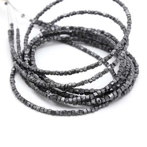 Cubo de Diamante Negro Sin Cortar, Cristal Natural de Corte Excelente, Certificado IGI - Product Image 2