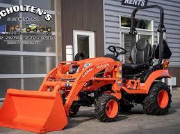 รถแทรกเตอร์ BX1880V 1 4WD ปี 2023 พร้อมชุดตัดหญ้า 60 นิ้ว 25 แรงม้า 4x4 พร้อมปั๊มสำหรับรถแทรกเตอร์สำหรับงานเกษตร - Product Image 3