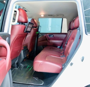 Nissan Patrol SE 2022 usata, 275 CV, 4x4, 6 cilindri, 4WD, motore a benzina 4.0L, guida a sinistra, cambio automatico - Product Image 3