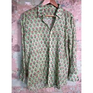 Camisa Casual para Hombre/Unisex, 100% Algodón, Estampada a Mano, Ecológica, con Diseño Floral, Cuello Mao, Estilo Veraniego Costero, Tejido Popelín - Product Image 2