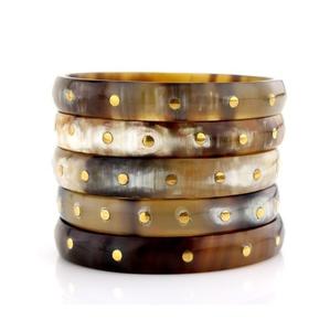 Brazalete de Cuerno Tallado GOD GRACE CRAFT, Ligero, Ecológico, Duradero y Personalizable con Logotipo Personalizado para Uso Diario y Regalos - Product Image 6