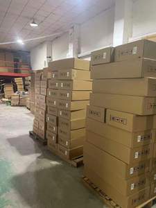 Radiador para vehículo comercial en stock, listo para suministro - Product Image 6