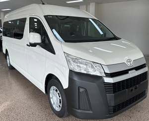 Toyota Hiace Commuter 2021 Usada, 12 Plazas - Product Image 1