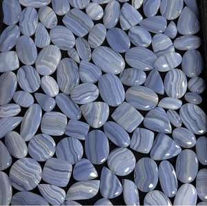 Vente en gros de pierres infinies de qualité supérieure cabochon d'agate en dentelle bleue lisse naturelle bijoux de guérison à énergie semi-précieuse pierres précieuses en vrac - Product Image 1