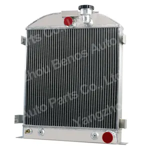 Il radiatore di raffreddamento in alluminio a 4 file si adatta ai motori Chevy V8 tagliati Ford dal 1933 al 1934