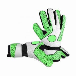Gants de gardien de but en latex avec protection des doigts - Association professionnelle - Gants de football en gros OEM personnalisés - Product Image 2