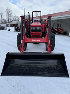 Tractor Mahindra 6065 en Venta - Product Image 2