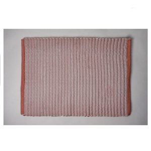 Tapis en coton élégant tissé à la main à la demande 100% pour la décoration de la maison disponible à un prix abordable - Product Image 1