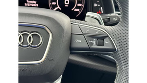 รถยนต์ออดี้ RS Q8 SUV ปี 2024 สภาพดี ใช้งานน้อย - Product Image 2