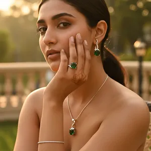 Parure de bijoux en argent 925 avec zircon vert taille émeraude, pierre naturelle, collier, boucles d'oreilles et bague, style classique pour femme, idéale pour mariage et soirée - Product Image 1