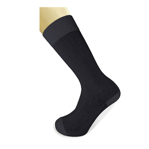 Calidad Premium 70% algodón peinado 30% Nylon Crew calcetines transpirables de secado rápido antideslizante ropa de fiesta de boda a buen precio de mercado - Product Image 1
