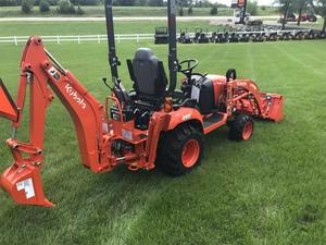 Mini retroexcavadora usada Kubota BX23S totalmente equipada disponible para la venta - Product Image 4