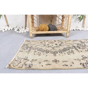 พรมตุรกีขนาดเล็ก 1.5x3.2 ฟุต สีเบจดำลายพรางวินเทจ ทำจากขนสัตว์ - Product Image 4