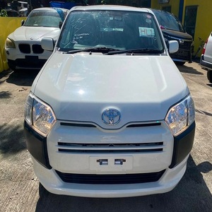 Choicest 2019 pour Probox Cargo Van à vendre Moteur turbo Traction avant Sièges en cuir Intérieur sombre Volant à gauche Grand espace de rangement Automatique - Product Image 4