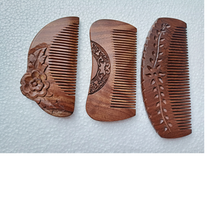 Peine para Piojos de Madera de Cerezo Hecho a Mano, Más Vendido, Dientes Anchos, Herramienta para Peinar Cabello Rizado, Madera Natural sin Costuras para un Cabello Saludable - Product Image 6