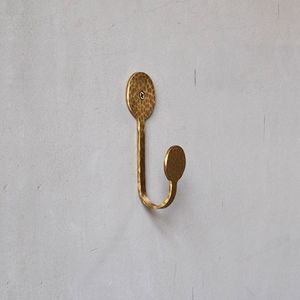 Handcrafted Brass Classic Wall Hooks for Artisan Interiors Highlighting Skilled Workmanship Durable <b>Material</b> Eco-Friendly Design - Product Image 2