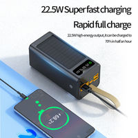 Banque d'alimentation solaire portable grande capacité 22,5 W 50 000 mAh, charge rapide PD TYPE C avec écran LED et câble intégré