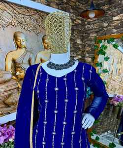 Elegante ropa de boda Banarasi Kurta Set con Rich Zari Work y patrones geométricos Chic Festival Wear Georgette Kurti - Product Image 6