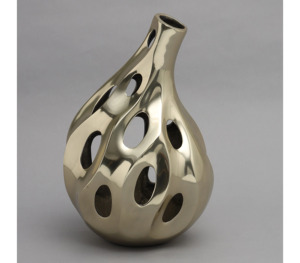 Artistic Metal <b>Vases</b> <b>Unique</b> Designs for Modern Spaces Sculptural Metal <b>Vases</b> a Fusion of Style and Elegance - Product Image 5