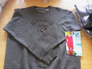 เสื้อกีฬาพิมพ์ลายนูนสำหรับผู้ชายเสื้อถักนิตติ้งสำหรับฤดูหนาวไซส์ใหญ่พิเศษพิมพ์ลายดิจิตอลสไตล์ลำลองออกแบบได้ตามต้องการ - Product Image 2