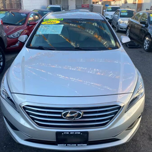 2016 Hy-u-n-dai Son-a-ta SE FWD - Product Image 1