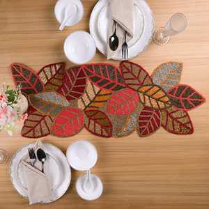 Mantel de Mesa Delgado Artesanal de Lujo con Diseño Floral Vintage y Reverso de Satén para Uso Doméstico - Product Image 5