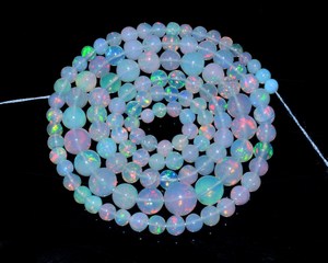 Perles rondes lisses en opale d'Éthiopie AAA+ de 3 mm à 6 mm, opale de feu Welo d'Éthiopie naturelle, pierre précieuse, perles en vrac pour la création de bijoux - Product Image 5