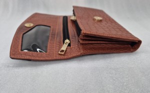 กระเป๋าสตางค์ยาวหนังแท้ลายนูนหนังจระเข้สำหรับผู้หญิงกระเป๋าคลัทช์สะพายคาดลำตัวแฟชั่นกระเป๋าใส่บัตรเครดิตกันน้ำ - Product Image 4