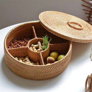 Nuevo Modelo 2026, Bandeja para Servir Pan y Alimentos Hecha a Mano con Ratán Natural, Cestas Cuadradas de Mimbre Hechas por VgreenArt en Vietnam - Product Image 1