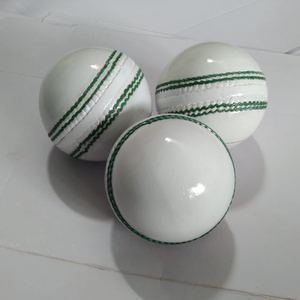 ลูกบอลคริกเก็ตหนังแท้สำหรับเล่นคริกเก็ตแข็ง2ชิ้นลูกบอลคริกเก็ตแบบมืออาชีพงานตามสั่ง - Product Image 5