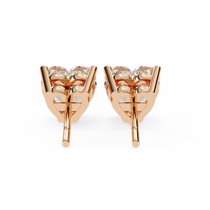 Hermosos Pendientes de Oro de 18K con Diamante de Corte Esmeralda Cultivado en Laboratorio, Joyería de Oro de 14K en Forma de Corazón - Product Image 1