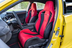 Honda Civic Type R édition limitée 2021, faible kilométrage, boîte de vitesses automatique, direction à gauche, pneus R20, état sombre - Product Image 2