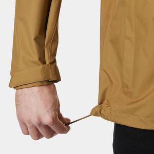 Chaqueta cortavientos impermeable para hombre, chaquetas de lluvia ligeras y transpirables, perfectas para senderismo, correr y actividades al aire libre - Product Image 4