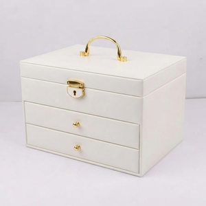 Boîte à bijoux rectangulaire en cuir PU, grande capacité, organisateur à 3 niveaux, tiroirs à fermeture magnétique, rangement pour colliers et bagues, design moderne - Product Image 2