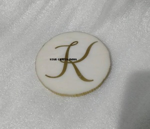 การตอบสนองที่รวดเร็วคุณภาพสําเร็จรูปสูงที่ขายดีที่สุดที่รองแก้วเรซินสร้างสรรค์เครื่องดื่มถ้วยเสื่อสําหรับแผ่นชาเครื่องดื่มที่รองแก้ว - Product Image 6