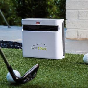 เครื่องวัดการตีกอล์ฟ SkyTrak+ รุ่นกันน้ำ ขายดีที่สุด พร้อมระบบจำลองการเล่นแบบไร้สาย/WiFi/ เชื่อมต่อได้ รองรับสนามเสมือนจริง 51-100 สนาม - Product Image 3