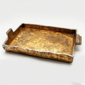 Plateau plat en aluminium ClassicAura avec bordure gravée Finition mate de qualité supérieure Poids durable et look chic pour les maisons contemporaines - Product Image 2