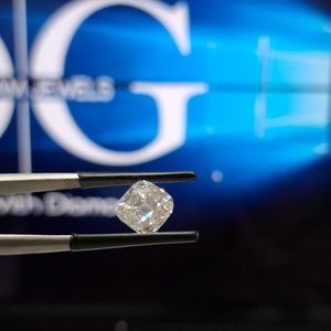 Anillo de Compromiso con Diamante de Laboratorio de 3.00ct, Corte Cojín, Pulido, Dureza 10/10, Regalo para Él o Ella - Product Image 5