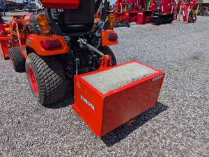 Tractor Kubota BX2380, Mini Tractor con Retroexcavadora y Cargador, Equipo Agrícola Compacto para Agricultura y Jardinería, Precio Económico - Product Image 6