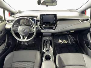 Toyota Corolla Hatchback SE 2022 Usado en Buen Estado - Product Image 2