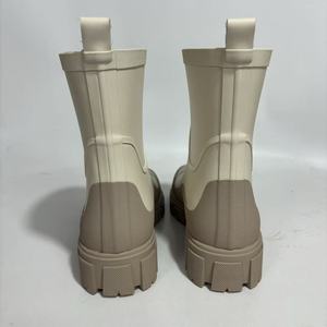 Nuevas <span class=keywords><strong>botas</strong></span> <span class=keywords><strong>de</strong></span> goma impermeables <span class=keywords><strong>originales</strong></span> para <span class=keywords><strong>mujer</strong></span> para las estaciones <span class=keywords><strong>de</strong></span> verano y otoño <span class=keywords><strong>Botas</strong></span> <span class=keywords><strong>de</strong></span> lluvia Wellington para <span class=keywords><strong>mujer</strong></span> - Product Image 4